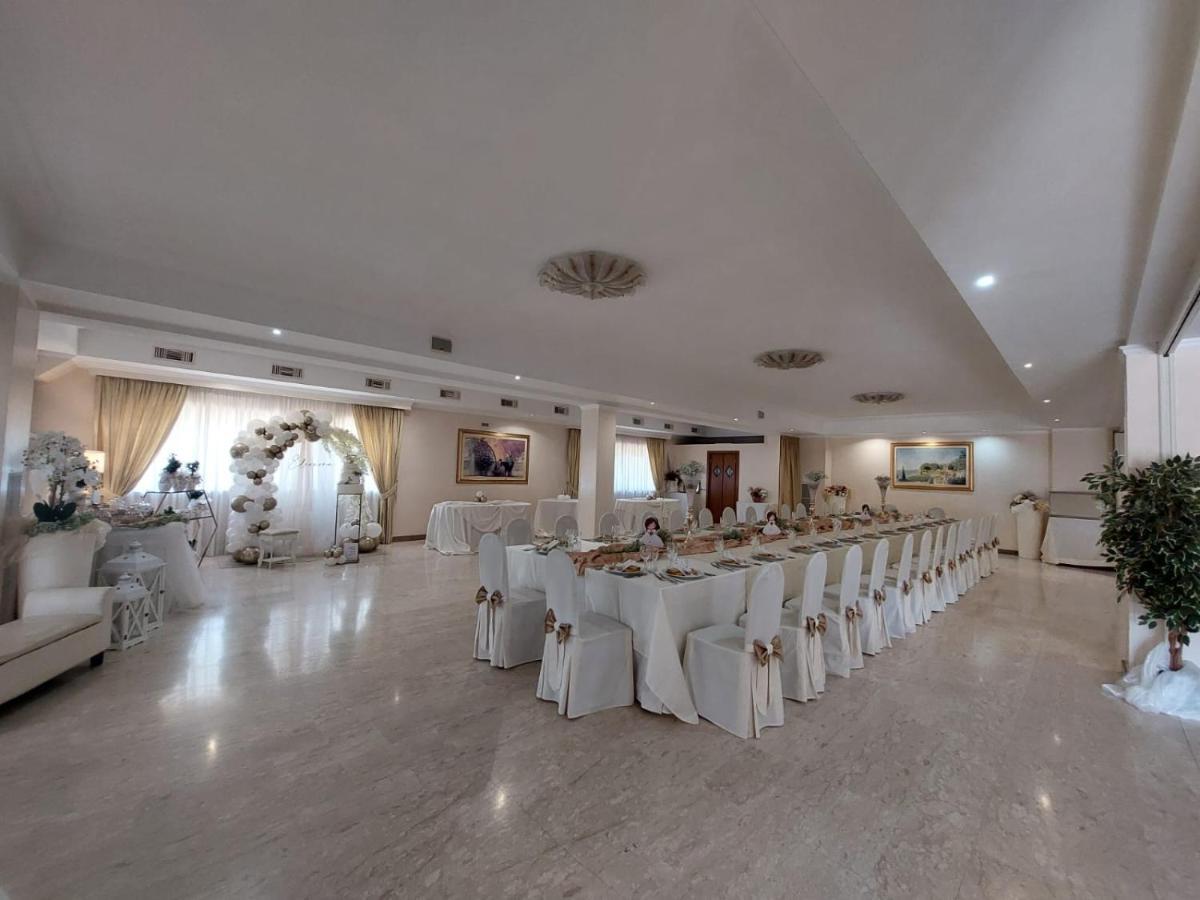 Hotel Ristorante La Ripa Fiuggi Εξωτερικό φωτογραφία